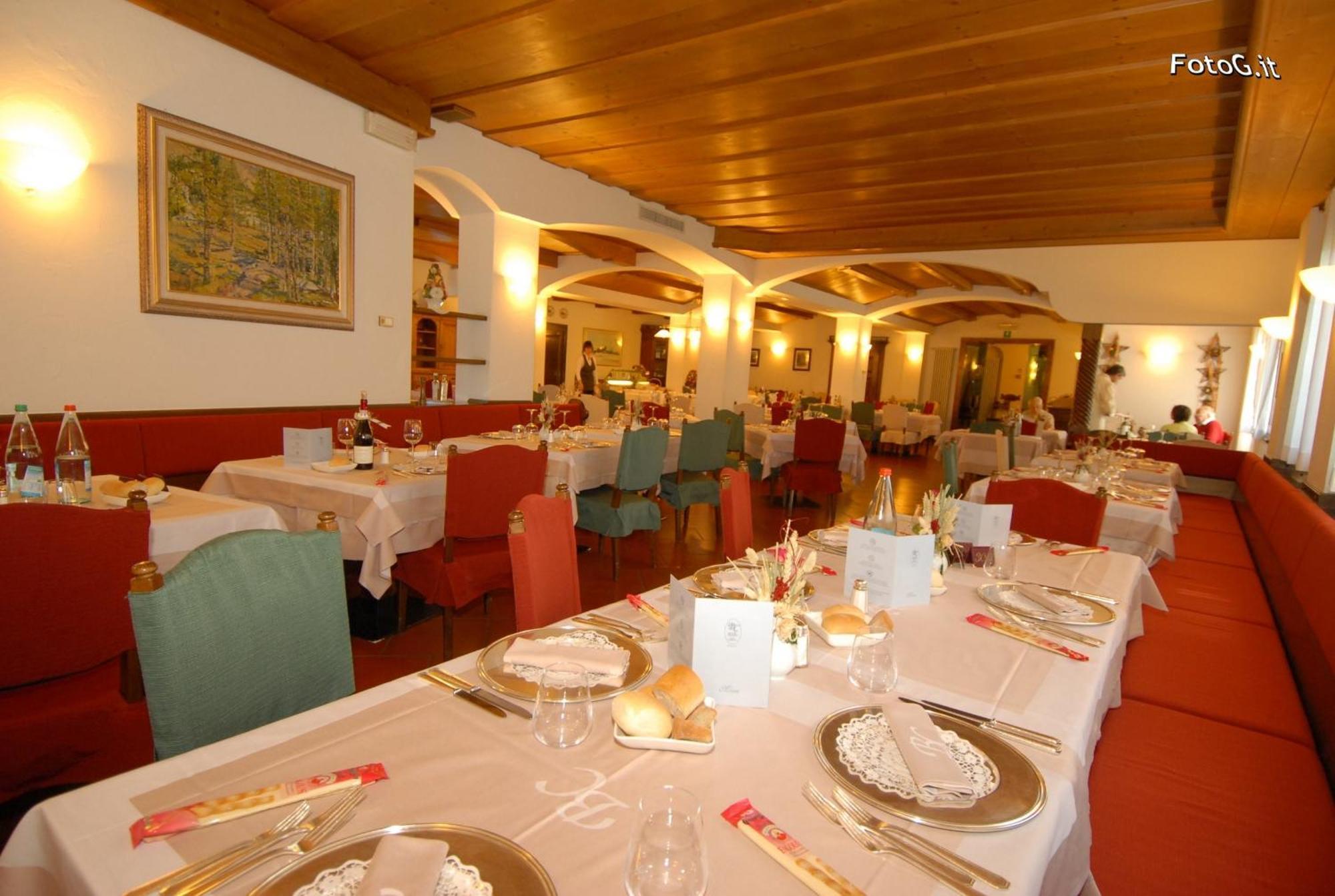 Hotel Baita Clementi Бормио Экстерьер фото