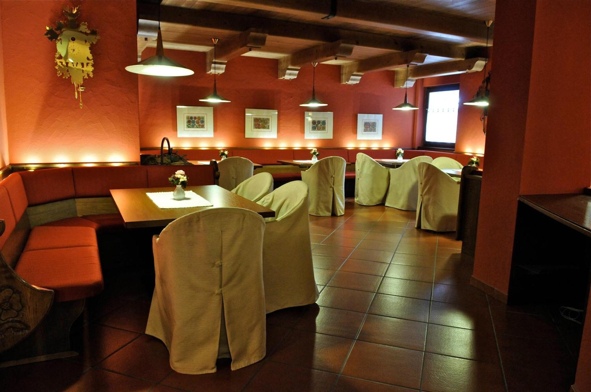Hotel Baita Clementi Бормио Экстерьер фото