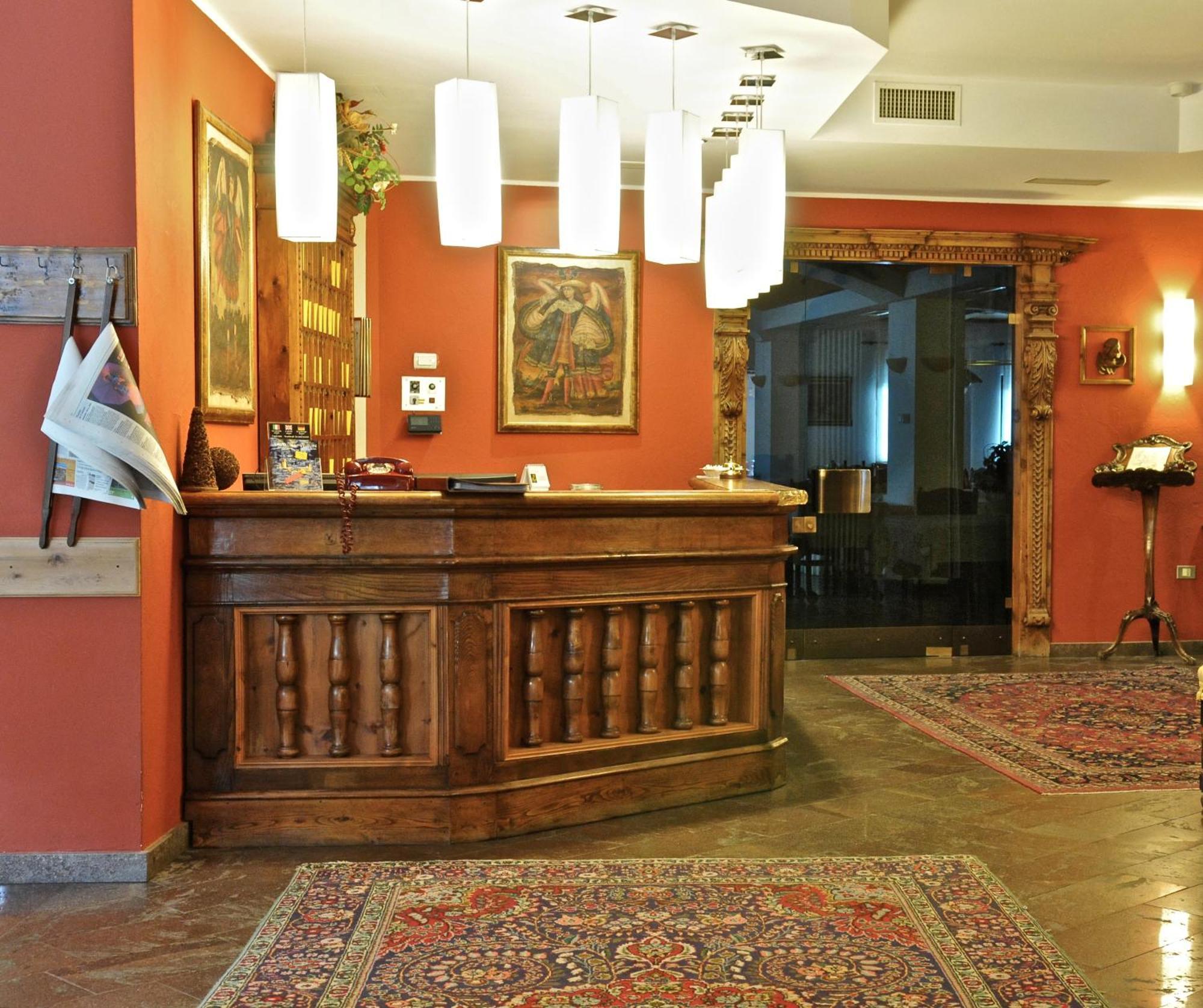 Hotel Baita Clementi Бормио Экстерьер фото