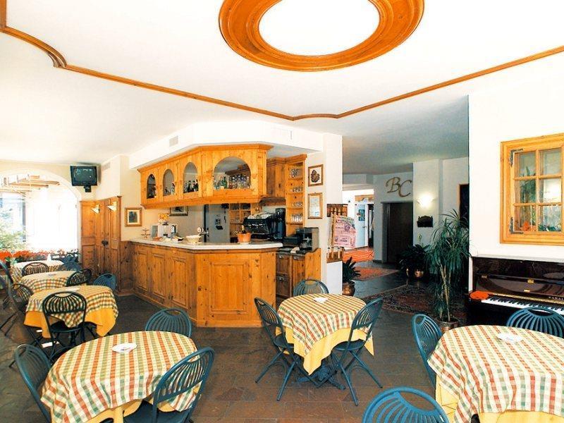 Hotel Baita Clementi Бормио Экстерьер фото