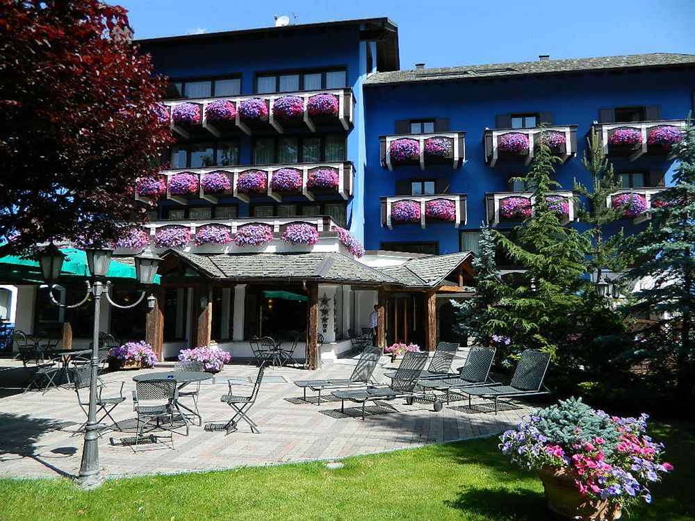Hotel Baita Clementi Бормио Экстерьер фото